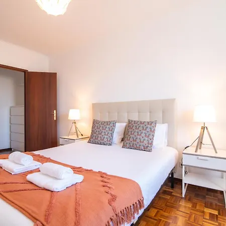 Ribeiro * Ponta Delgada